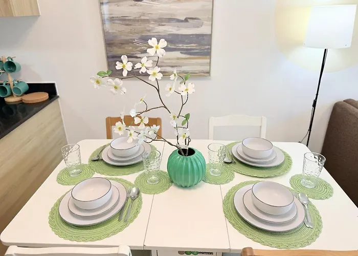 Apartment S1 Rm 1132 Nest In Shore 1 Residences 2 Bedroom Poolview