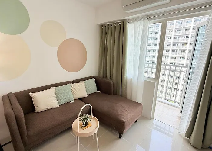S1 Rm 1132 Nest In Shore 1 Residences 2 Bedroom Poolview Manila