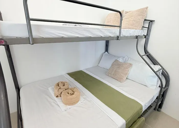 S1 Rm 1132 Nest In Shore 1 Residences 2 Bedroom Poolview *