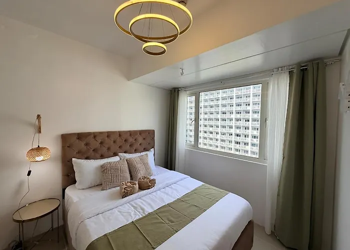S1 Rm 1132 Nest In Shore 1 Residences 2 Bedroom Poolview Apartment